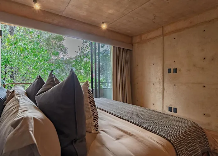 Stylish With Balcony Steps From Cafe Apartamento Cidade do México
