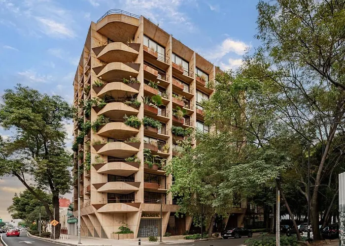 Stylish With Balcony Steps From Cafe Apartamento Cidade do México